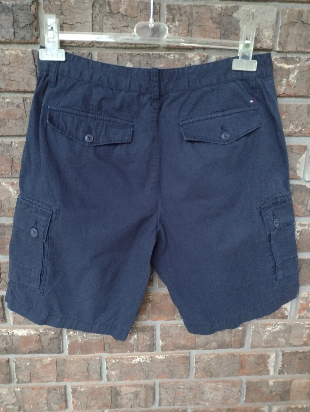 Tommy Hilfiger Classic Fit Cargo Shorts Mens 33 Navy Blue Hiking Camping Outdoor